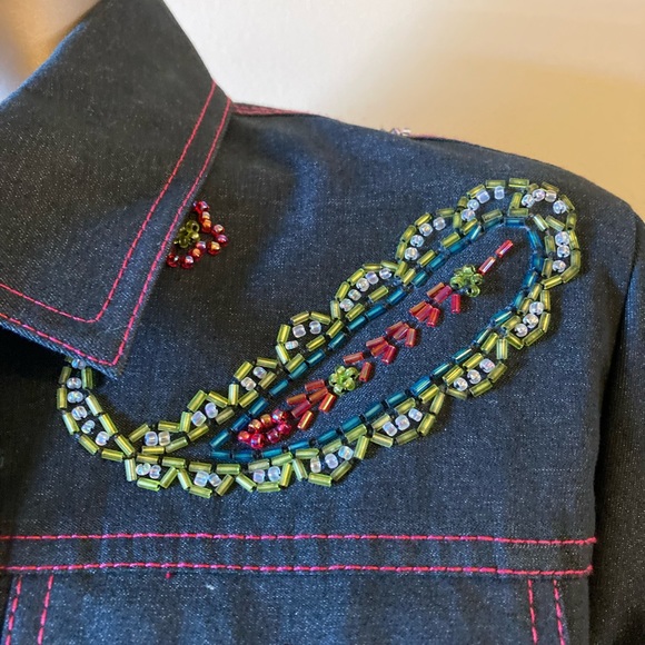 Vintage Votre Nom jean jacket with beadwork. - Picture 5 of 6